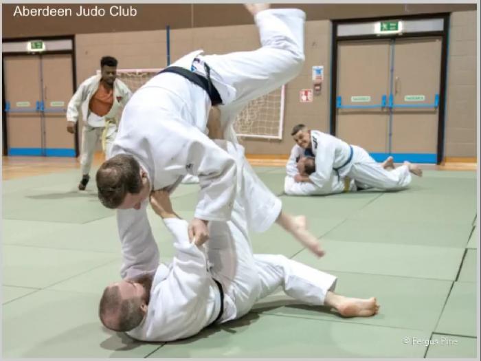 Tomoe Nage