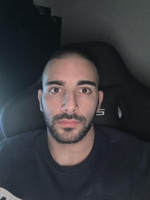 Tom Sharav